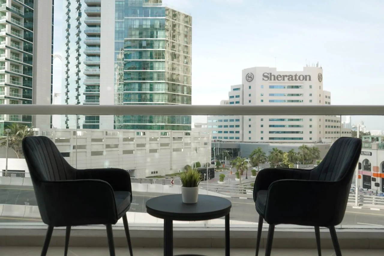 Serenity View: Modern 1BR in Dubai Marina 0*,  United Arab Emirates