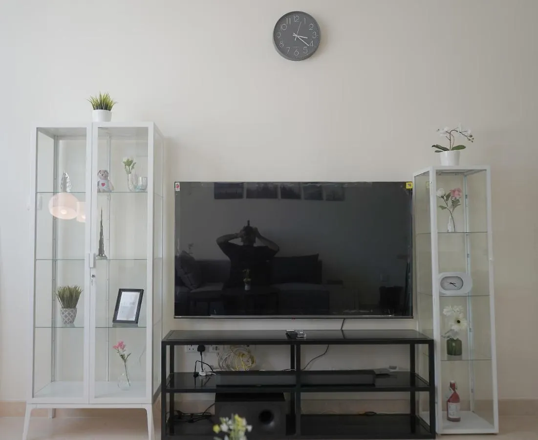 Step Into Serenity - Discover Modern Living In 1Br Apartment With Panoramic Views In Dubai Marina Near Jbr Walk, Beach And Bla Bla Club 0*,  Ηνωμένα Αραβικά Εμιράτα